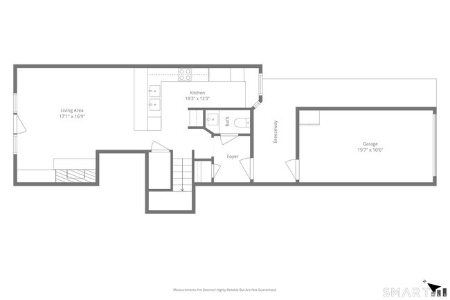 Building Photo - 566 Newfield Ave