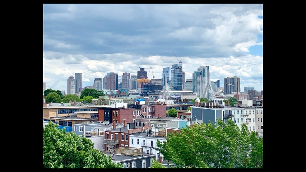 Building Photo - 276 Bunker Hill St