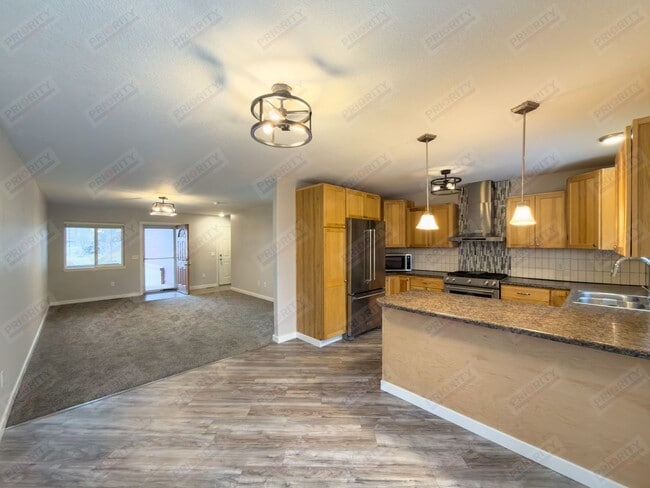 Building Photo - Your New Home!