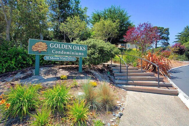 Building Photo - 1206 Golden Oaks Ln