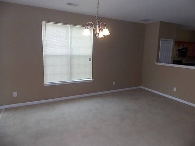 Building Photo - 7322 Bridlewood Ct