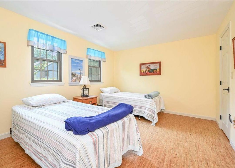 Building Photo - 33 West Rd