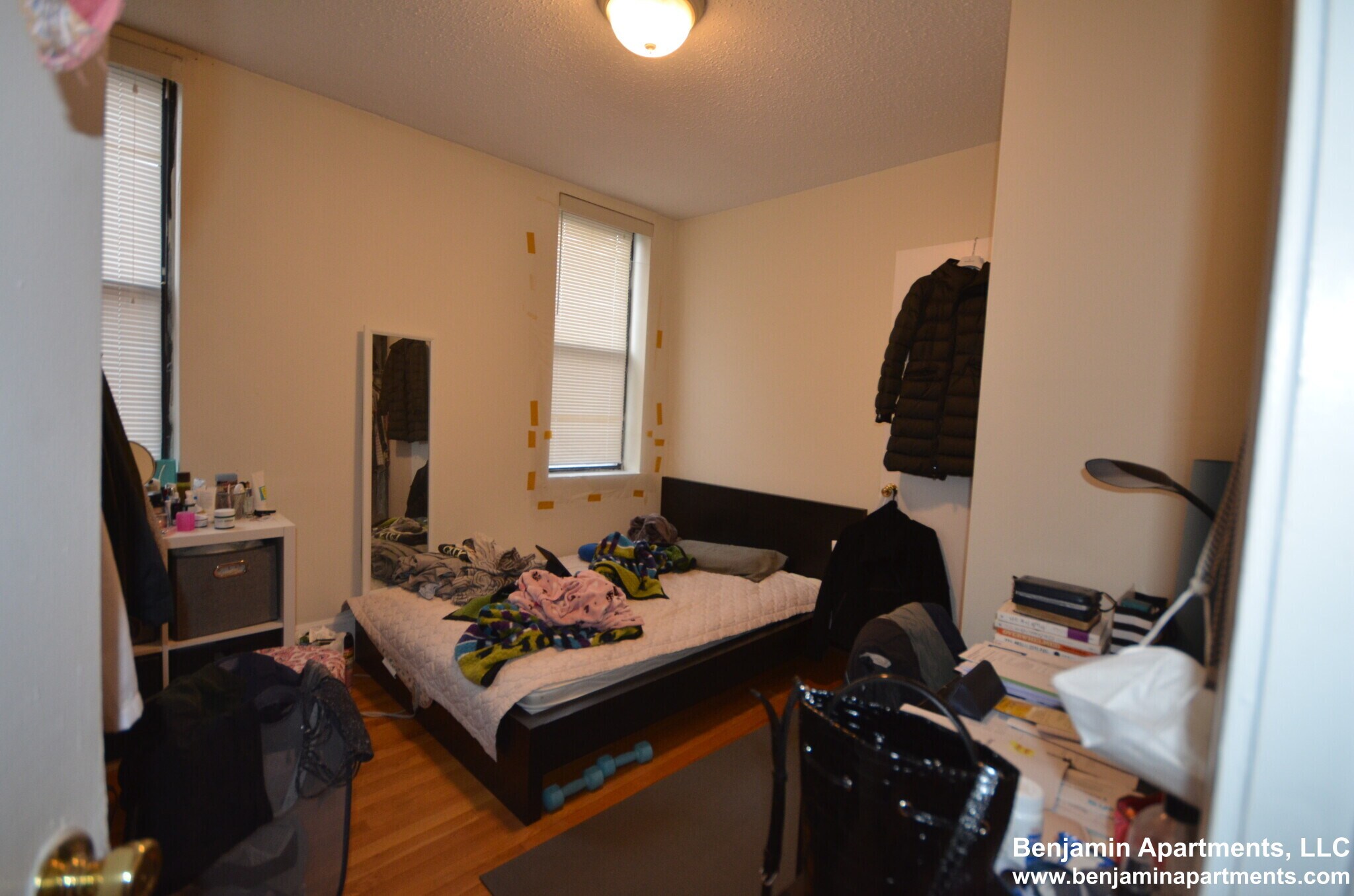 Building Photo - 11 Barrows St