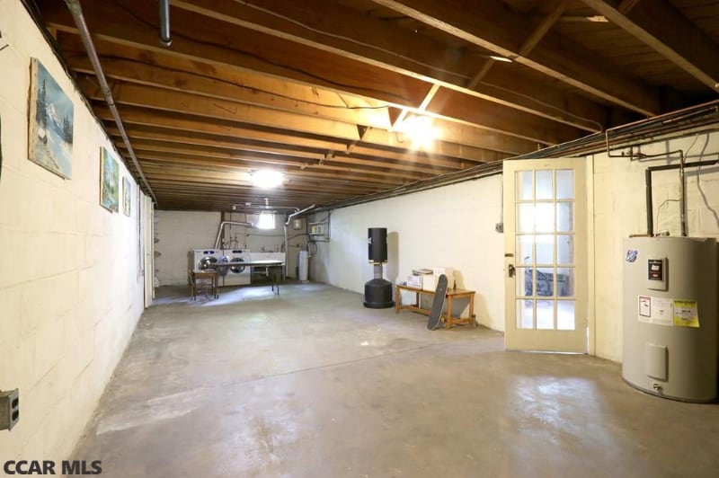 Building Photo - 635 W Nittany Ave