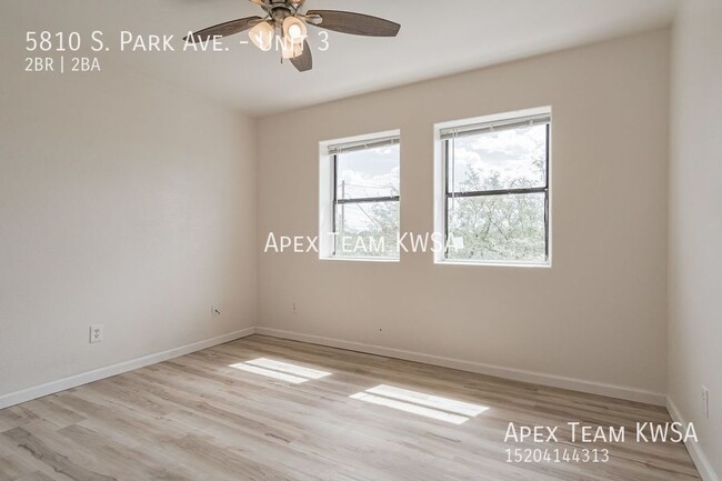 Building Photo - $1150- 2 Bed | 1.5 Bath Townhome Unit with...