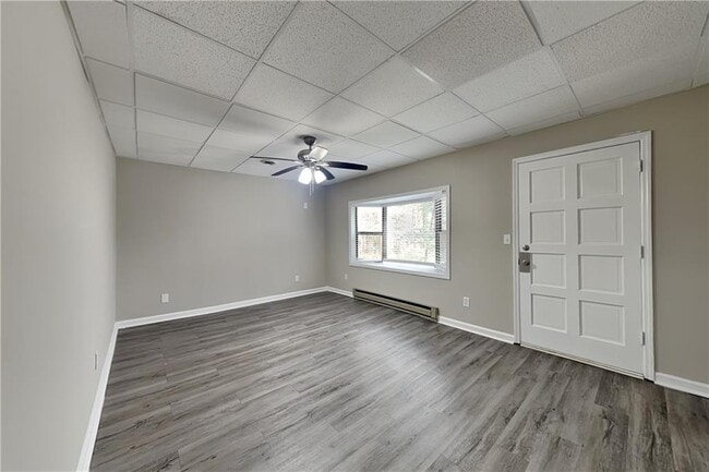 Building Photo - 2291 Carousel Ct