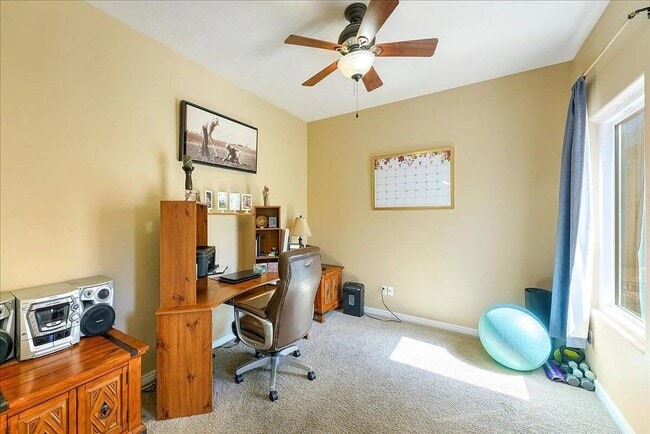 Building Photo - Expansive 5 Bedroom Home in St. George!