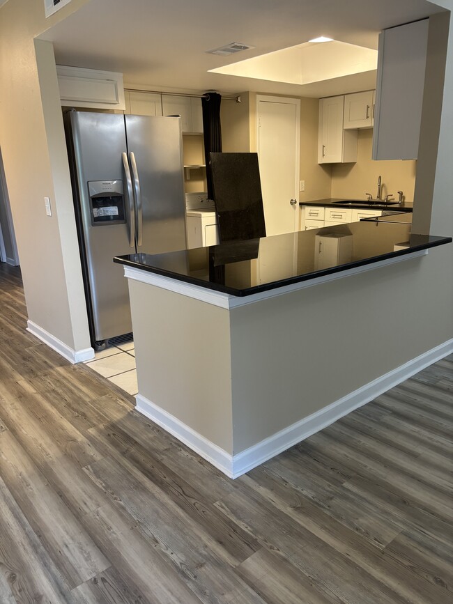 Building Photo - 2409 Barley Club Ct