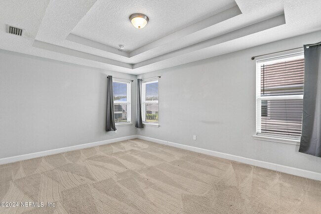 Building Photo - 213 Foxcross Ave