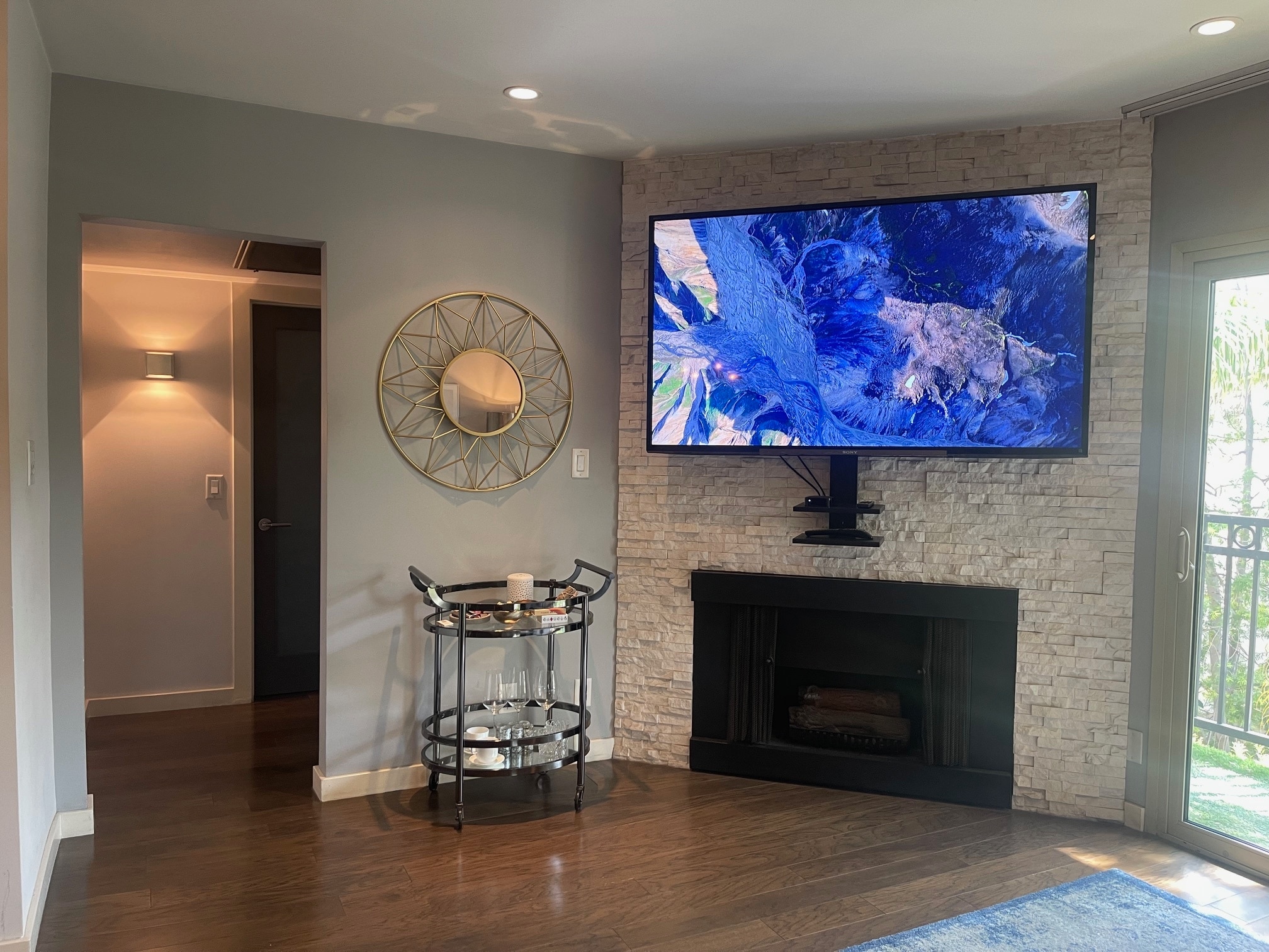 Building Photo - 141 S Clark Dr