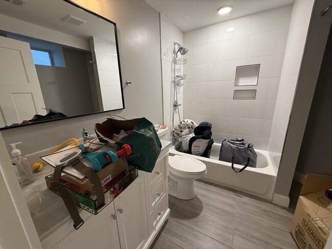 Building Photo - 34 Jamaica Rd