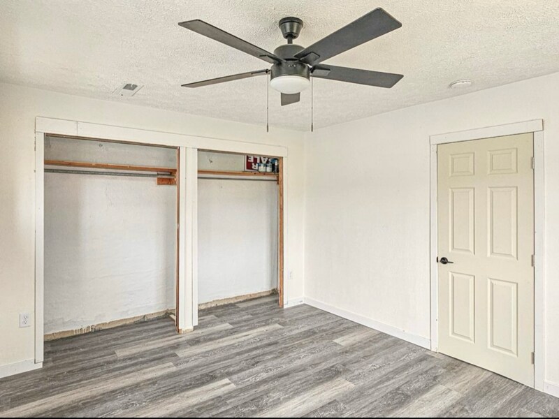 Building Photo - 1123 OH-552