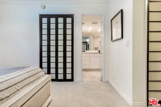 Building Photo - 423 N Palm Dr