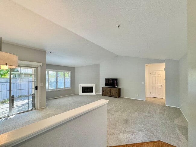 Building Photo - Napa, Gated Community Single Story 2 Bedro...