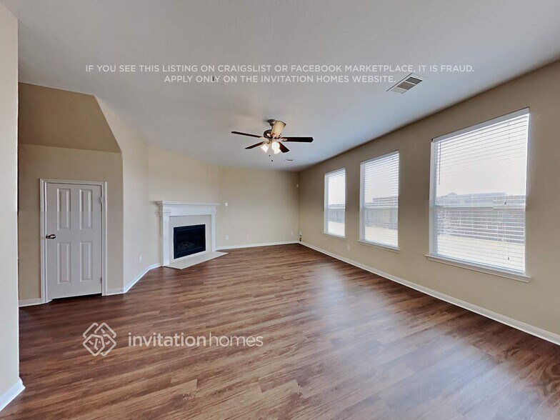 Building Photo - 5702 Ranch Prairie Tr
