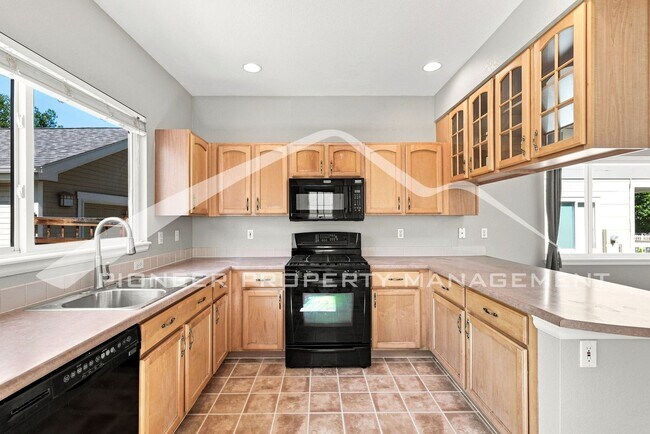 Building Photo - 7978 E Vassar Dr