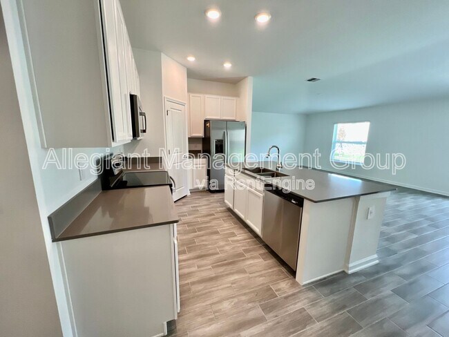 Building Photo - 753 Citrus Reserve Blvd