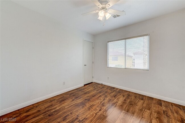 Building Photo - 10204 Lemon Thyme St