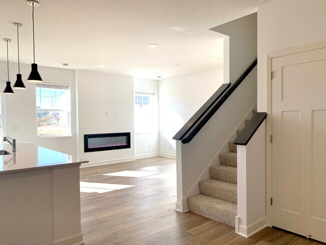 Building Photo - 1914 Prospect Ln