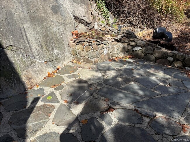 Building Photo - 353 Jersey Ave