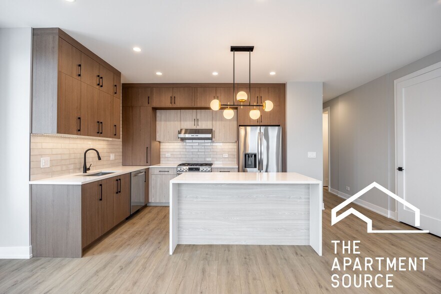 Building Photo - 2351 W Flournoy St