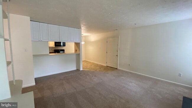 Building Photo - 4700 Dorsey Hall Dr