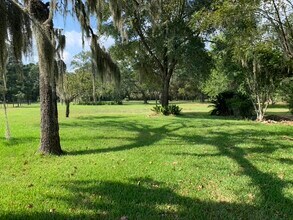 Building Photo - 29229 Sheffield Rd