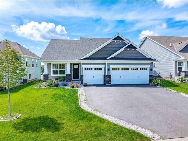 Building Photo - 1430 Nutmeg Cir