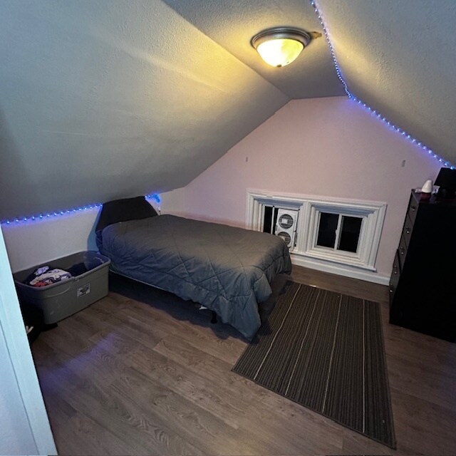 Building Photo - 329 Plainfield St