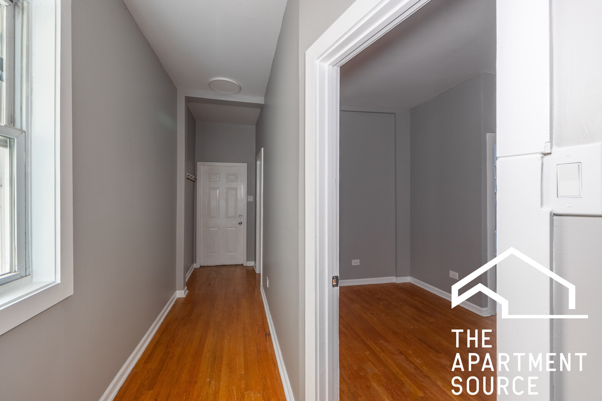 Building Photo - 2655 W Homer St