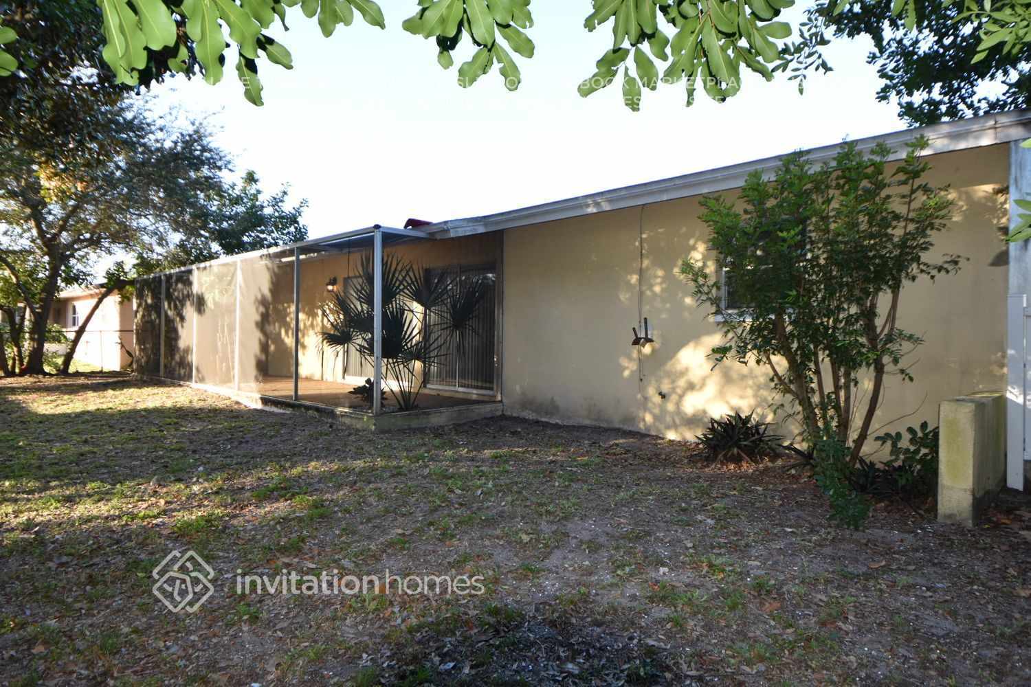 Building Photo - 12929 Ridge Rd