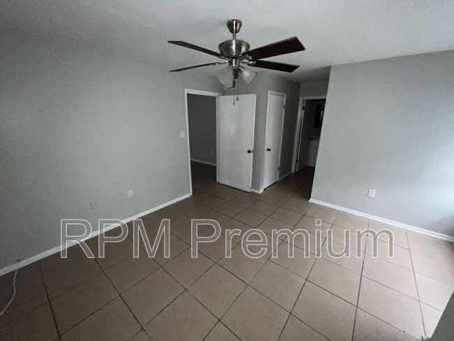 Building Photo - 5170 Weston