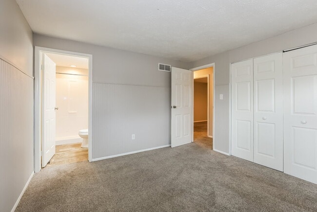 Building Photo - 804 Moss Oak Ct