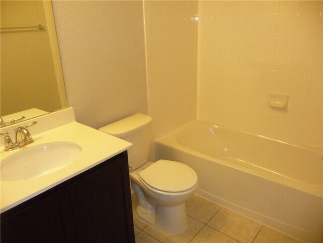 Building Photo - 1118 Walnut Canyon Blvd