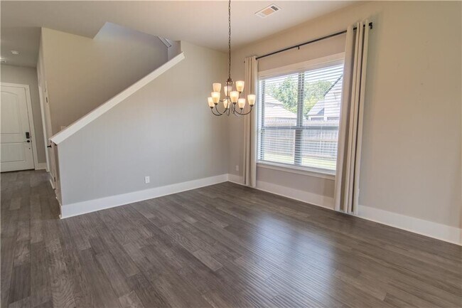 Building Photo - 1431 Cave Stream Dr