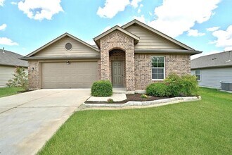 Building Photo - 148 Alpha