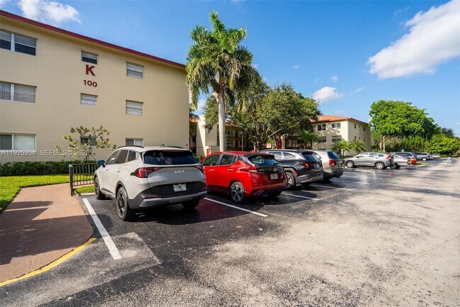 Building Photo - 100 SW 132nd Way