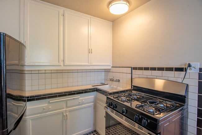 Building Photo - 4518-4522 52nd Street
