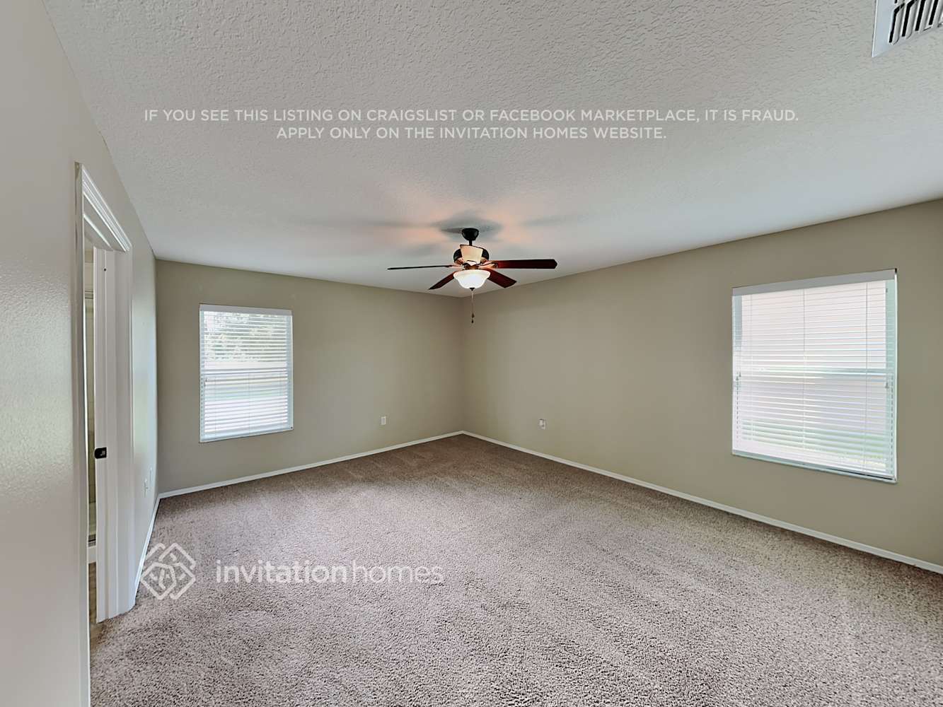 Building Photo - 240 Star Shell Dr