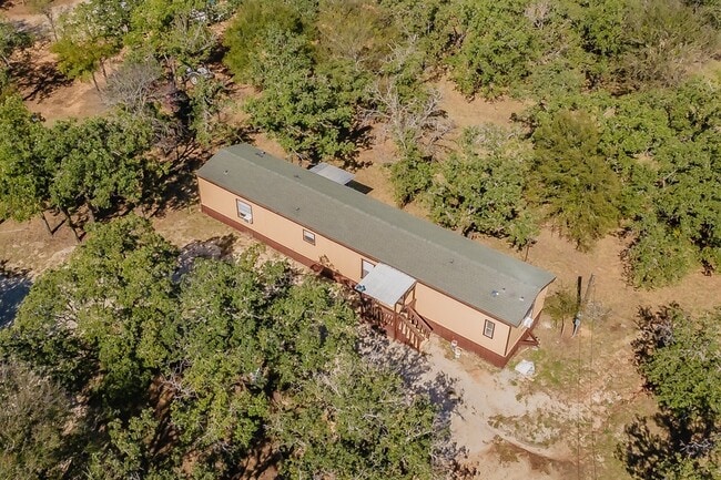 Building Photo - 419 Wood River Rd