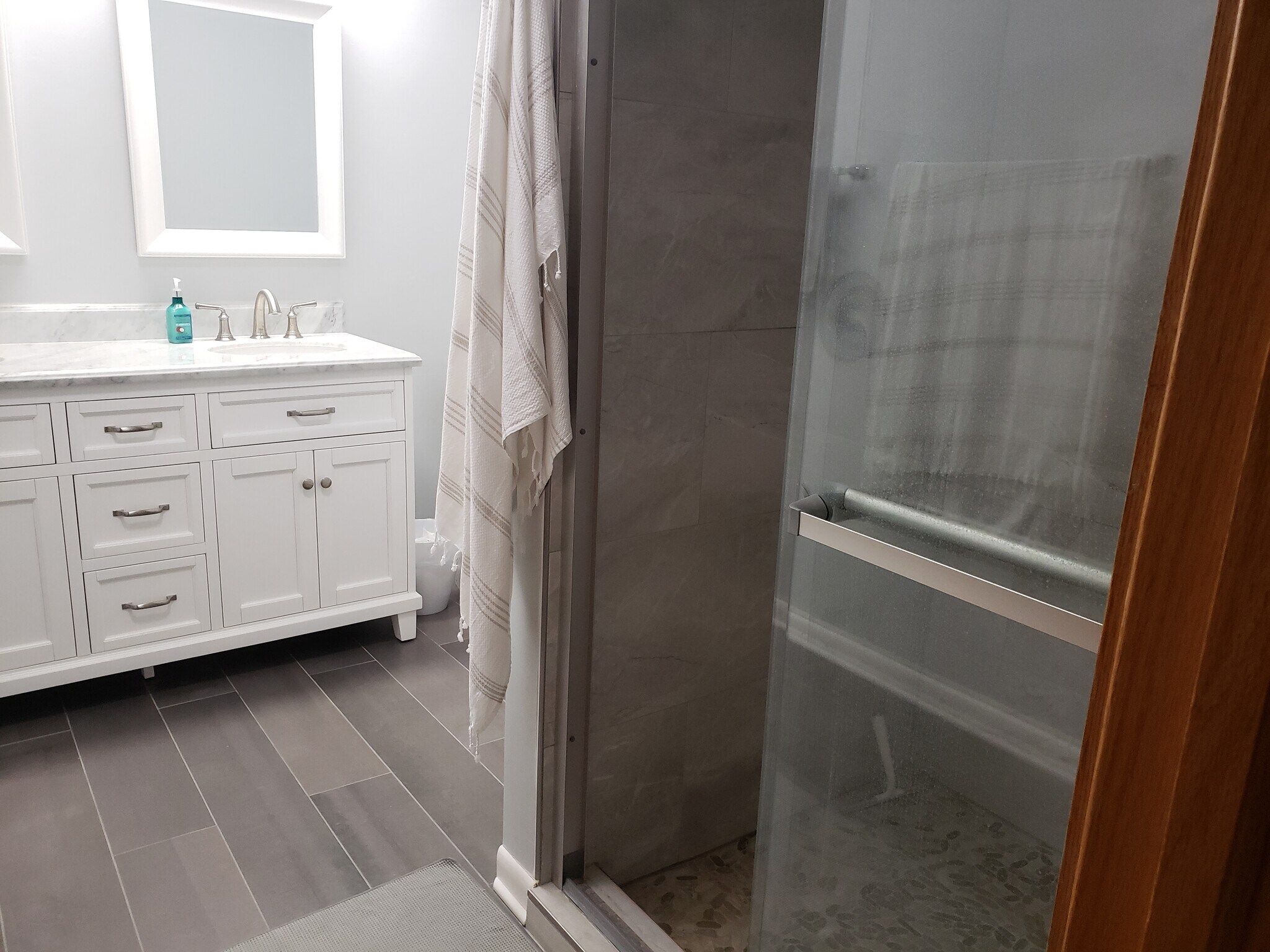 MASTER BATHROOM - 1002 Castilian Ct