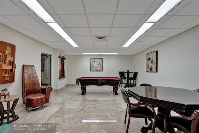 Building Photo - 3750 Galt Ocean Dr