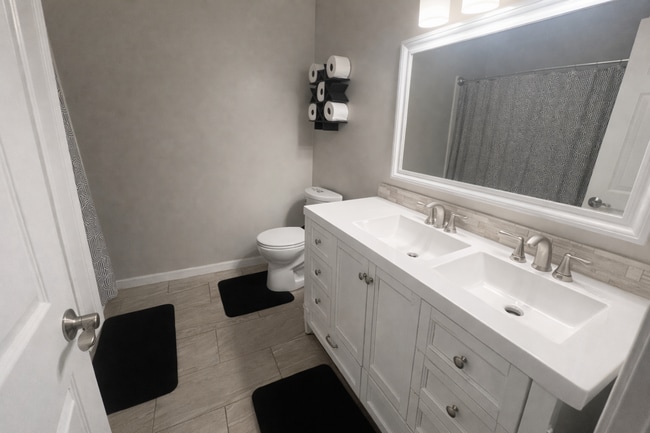 Building Photo - 71503 Sunflower Dr