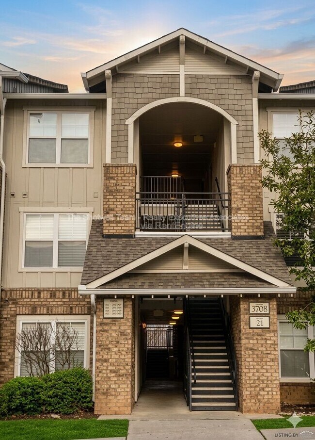 Building Photo - 3708 Spruce Ridge Way