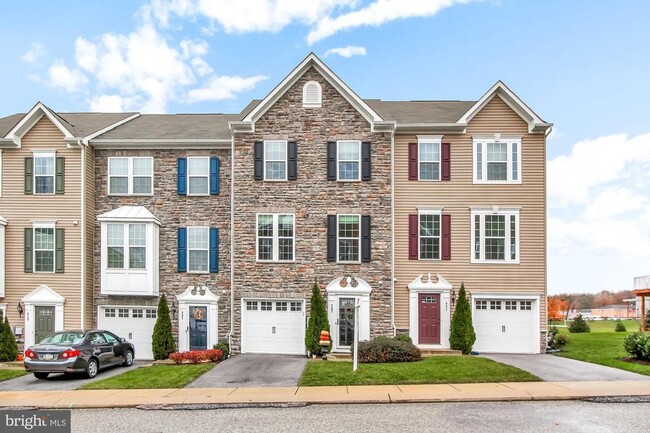 Building Photo - 927 Brechin Ln