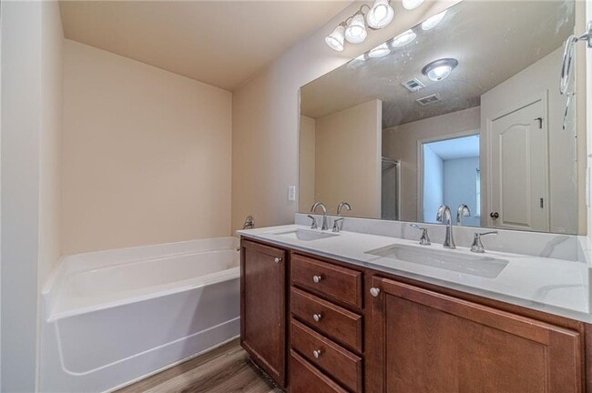 Building Photo - 3328 Sardis Bend Dr