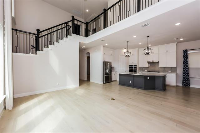 Building Photo - 8016 Sunflower Ln