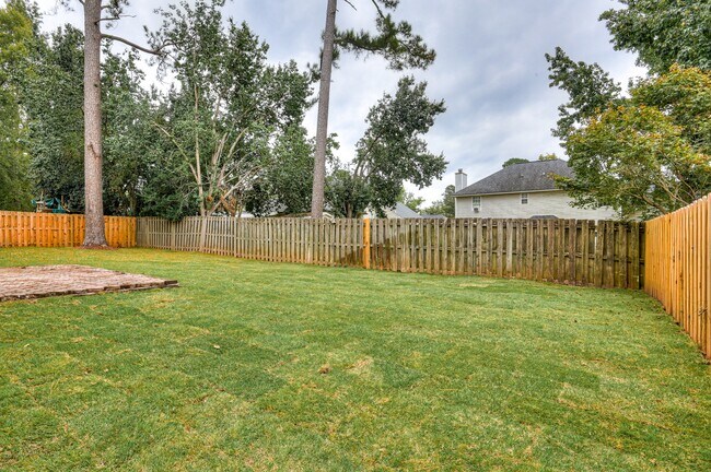 Building Photo - 4111 Eagle Nest Dr
