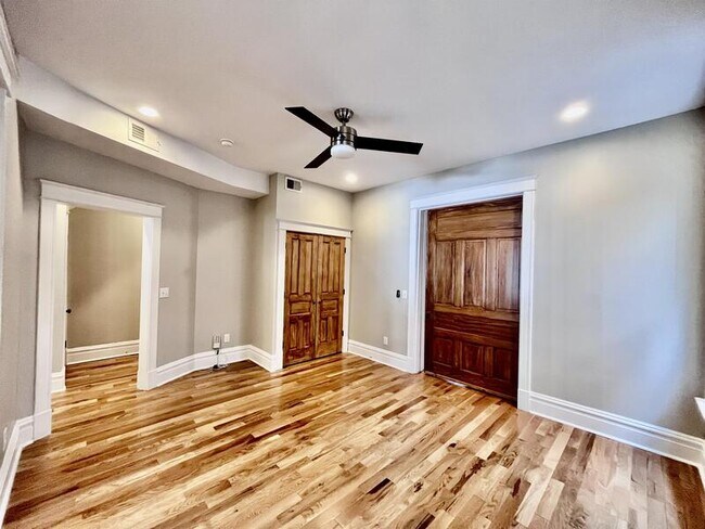 Building Photo - 3008 Cherokee St