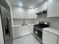 Building Photo - 3 bedroom in WOODSIDE NY 11377